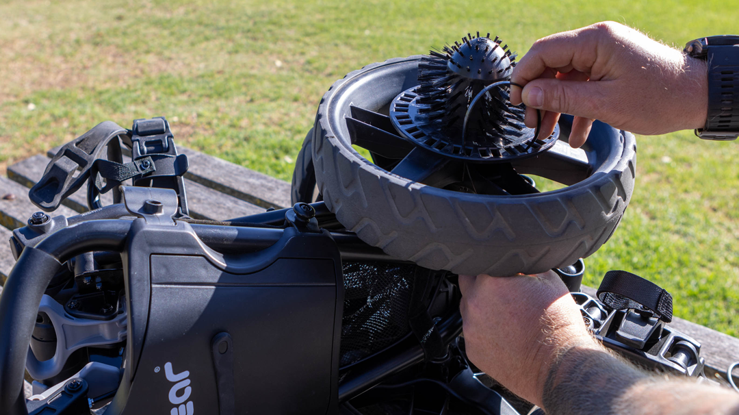 Geowolf Club Cleaner - Attach To Cart - Part 2