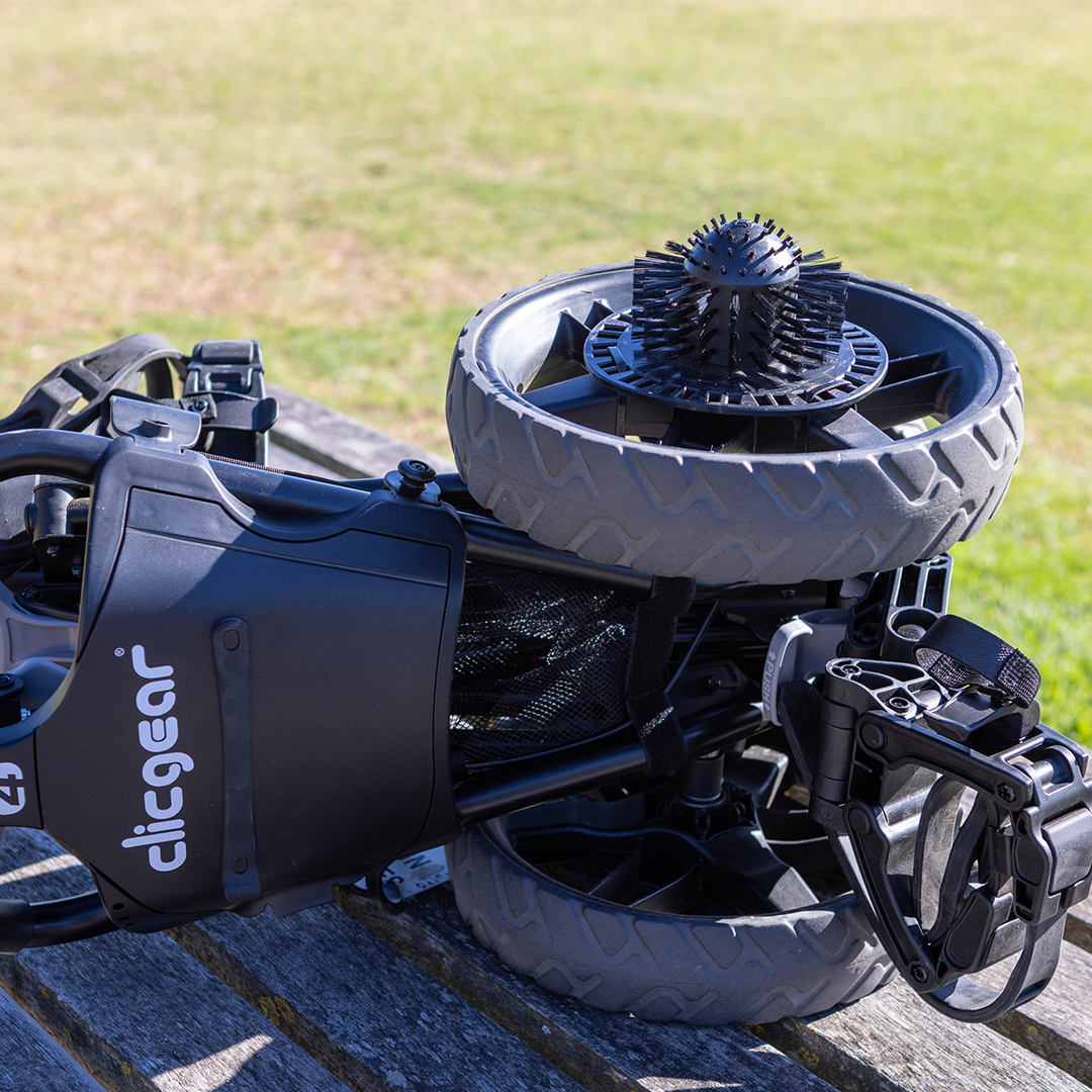 Geowolf Club Cleaner - Attaching To Cart 3